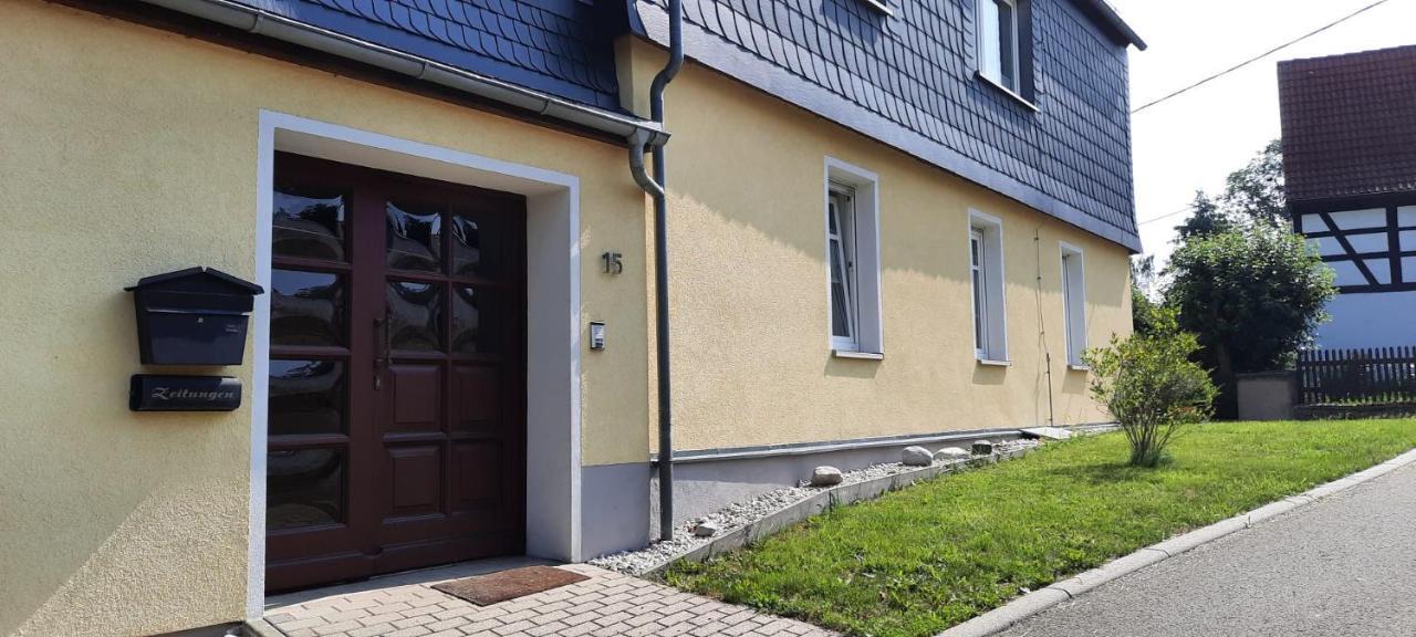 Fewo Zur Alten Schule Weckersdorf ภายนอก รูปภาพ
