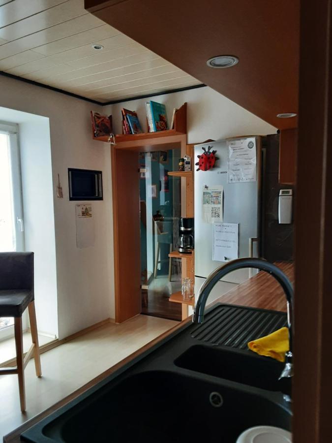 Fewo Zur Alten Schule Weckersdorf ภายนอก รูปภาพ